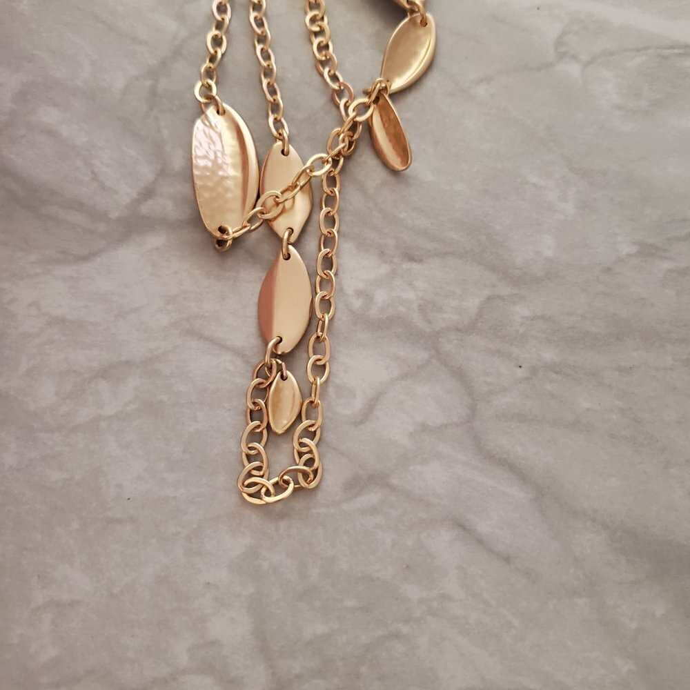 💖 Chicos Matte Gold Multi Strand Textured Statement Necklace 💖 - Picture 5 of 8